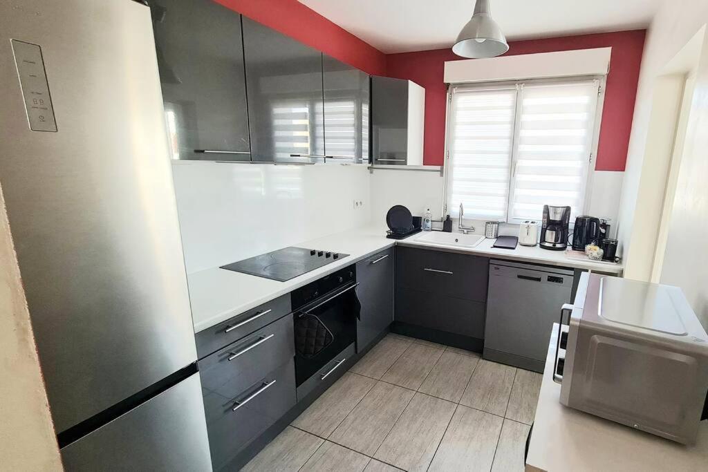 Апартаменти Appart Cosy & Spacieux-Metro7 Louis-Aragon+Parking Вітрі-сюр-Сен Екстер'єр фото