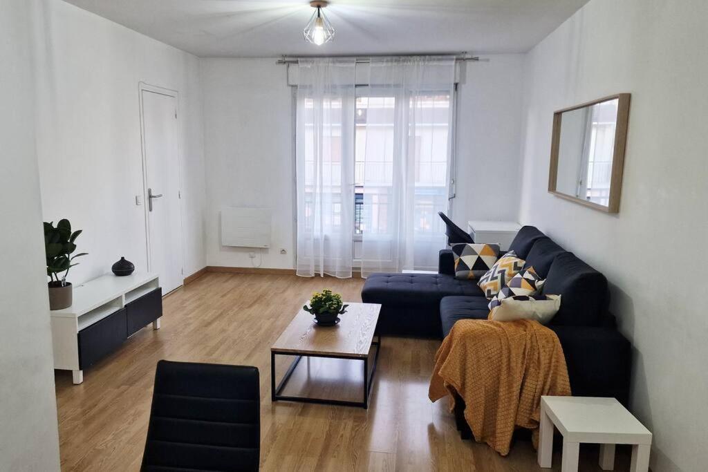 Апартаменти Appart Cosy & Spacieux-Metro7 Louis-Aragon+Parking Вітрі-сюр-Сен Екстер'єр фото