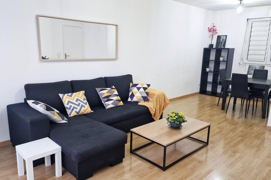Апартаменти Appart Cosy & Spacieux-Metro7 Louis-Aragon+Parking Вітрі-сюр-Сен Екстер'єр фото