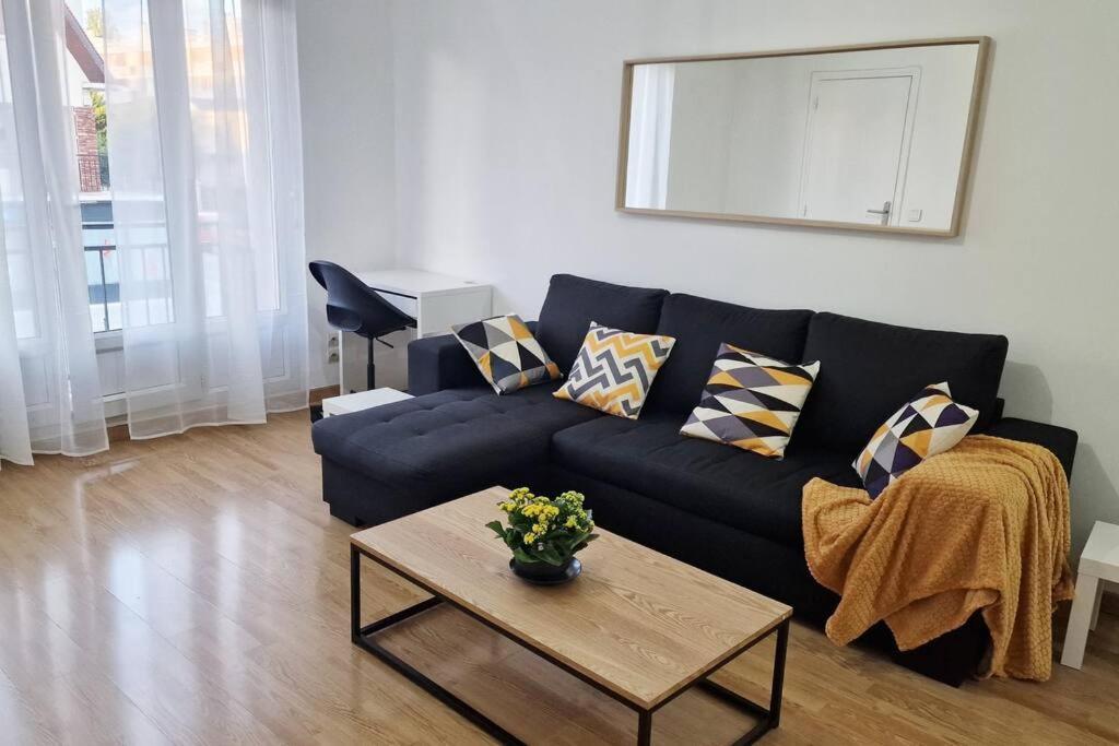Апартаменти Appart Cosy & Spacieux-Metro7 Louis-Aragon+Parking Вітрі-сюр-Сен Екстер'єр фото